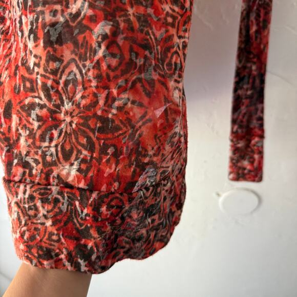 Maurices Red Sheer Abstract Print Long Sleeve Top M Y2K Stretch Fitted Burnout - Picture 4 of 8